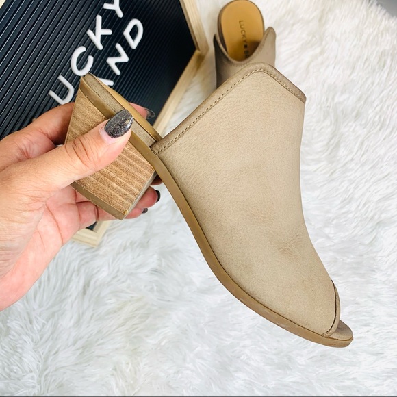 Lucky Brand Baldomero Slide Mules - Picture 3 of 7